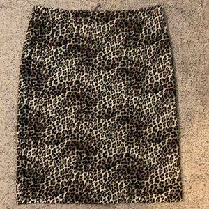 Alfani leopard pencil skirt size 8